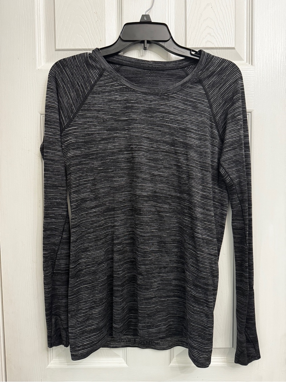 Lululemon swifly tech Long Sleeve Heathered Top - Black & Gray